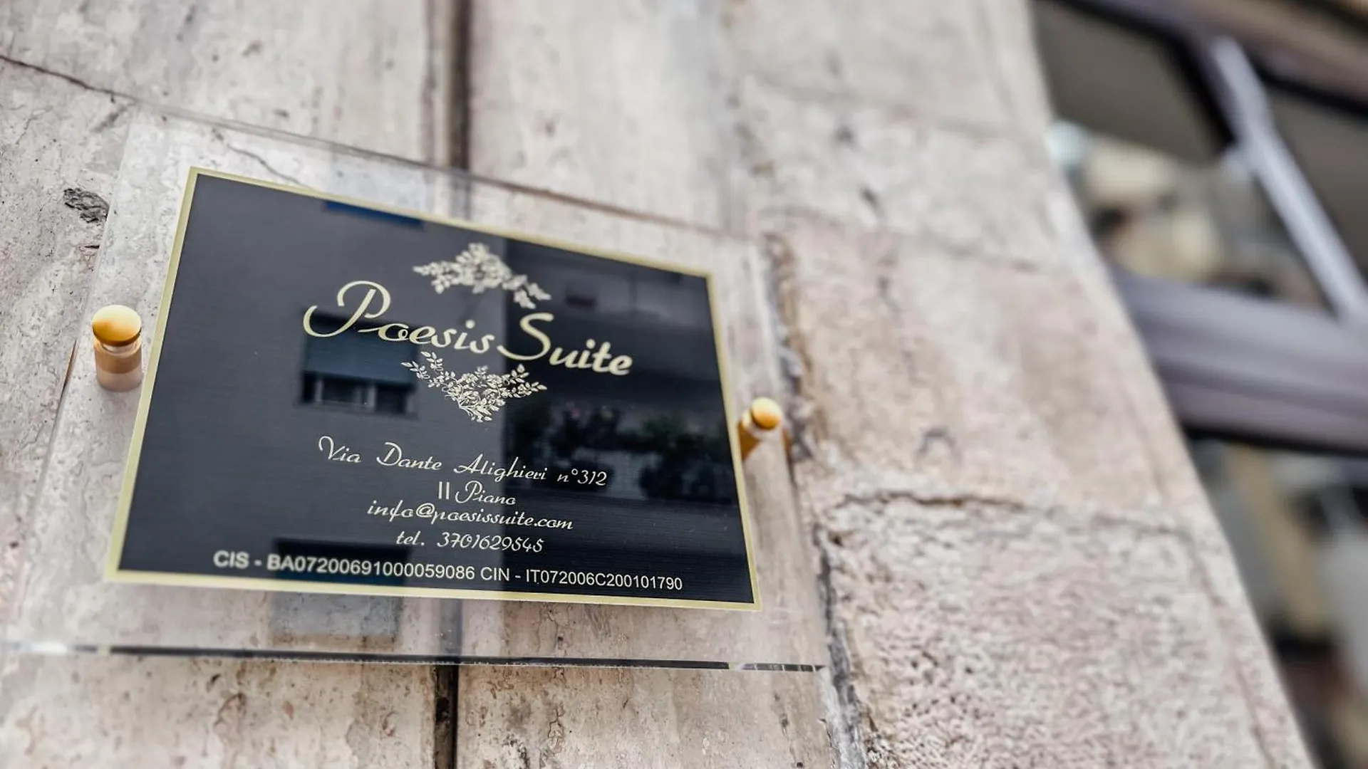 Poesis Suite Bari Italie